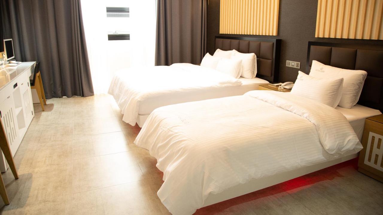 Hotel Elysia Тегу Екстериор снимка
