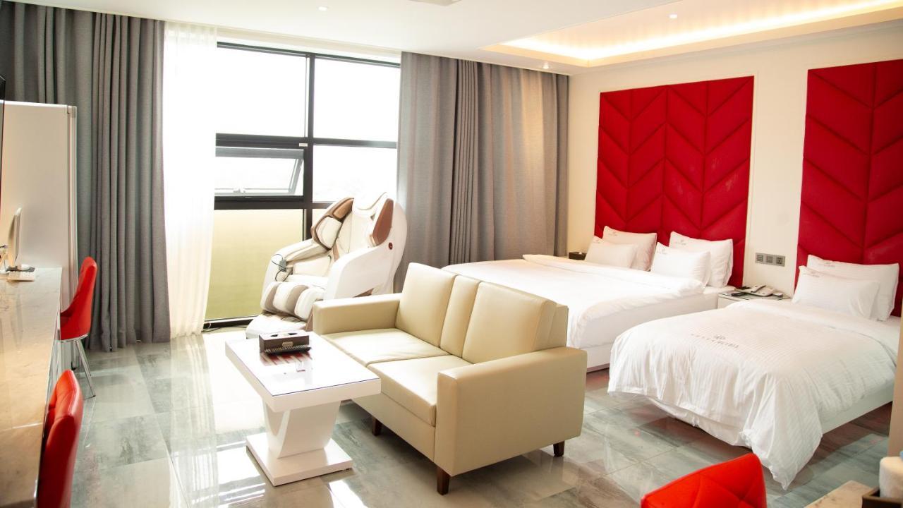 Hotel Elysia Тегу Екстериор снимка