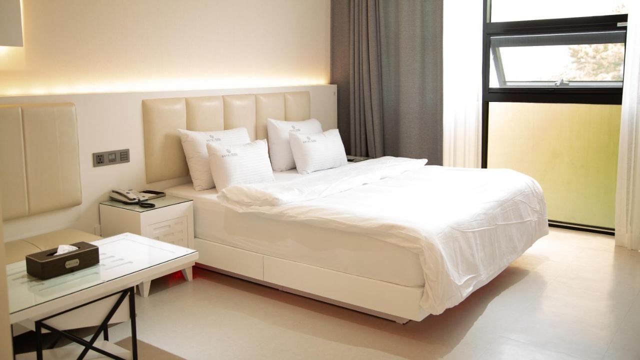Hotel Elysia Тегу Екстериор снимка