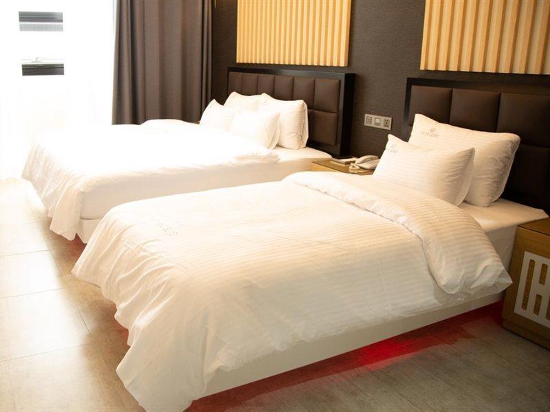 Hotel Elysia Тегу Екстериор снимка
